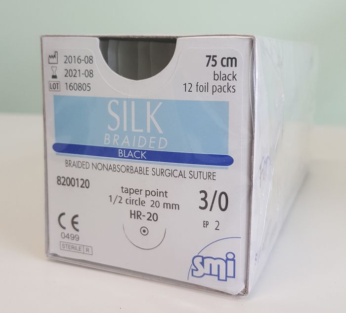 Suture seta hr 20mm. 3/0 conf. 12pz.